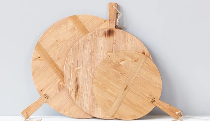 Round Pine Charcuterie Board
