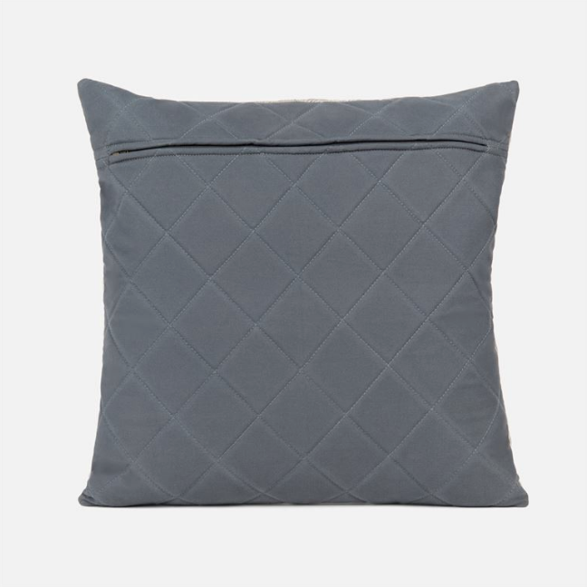 Roger Pillow (Multiples of 2)